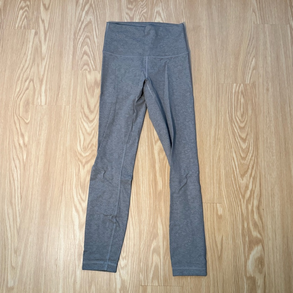Lululemon Wunder Train High-Rise Tight 25" in Gray Size 4 NWOT